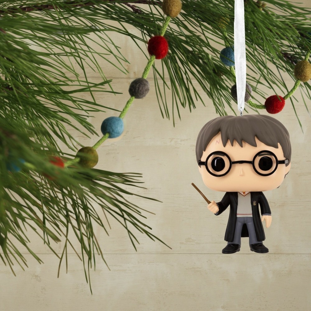 2021 Hallmark Funko POP! HARRY POTTER Christmas Ornament - Picture 5 of 6